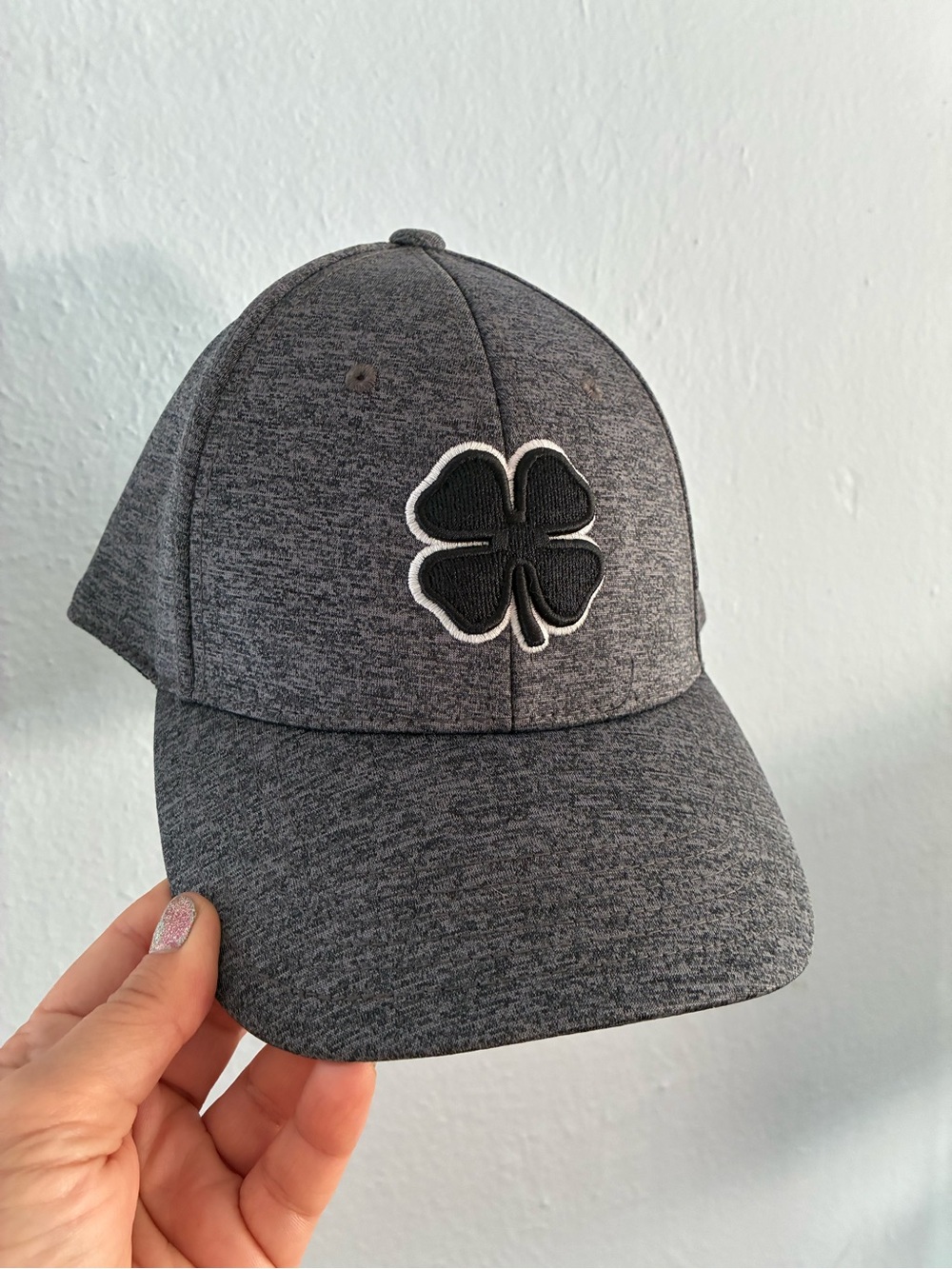 Men’s grey Black Clover brand golf hat
